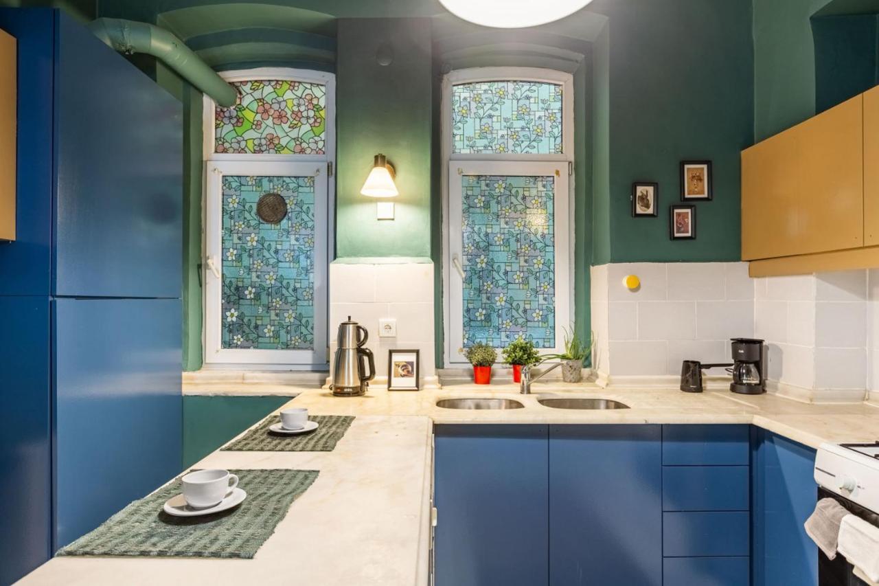 Historical Flat With A Lovely Sea View In Beyoglu イスタンブール エクステリア 写真